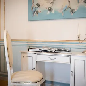 Les Royales Guest house